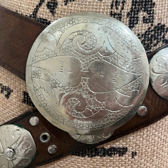 Vintage Brown Concho Adjustable Long Leather Belt Made in Morocco 37” - Picture 4 of 8